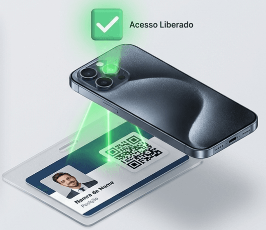 Leitura da carteirinha digital com QR Code pelo celular liberando o acesso do colaborador